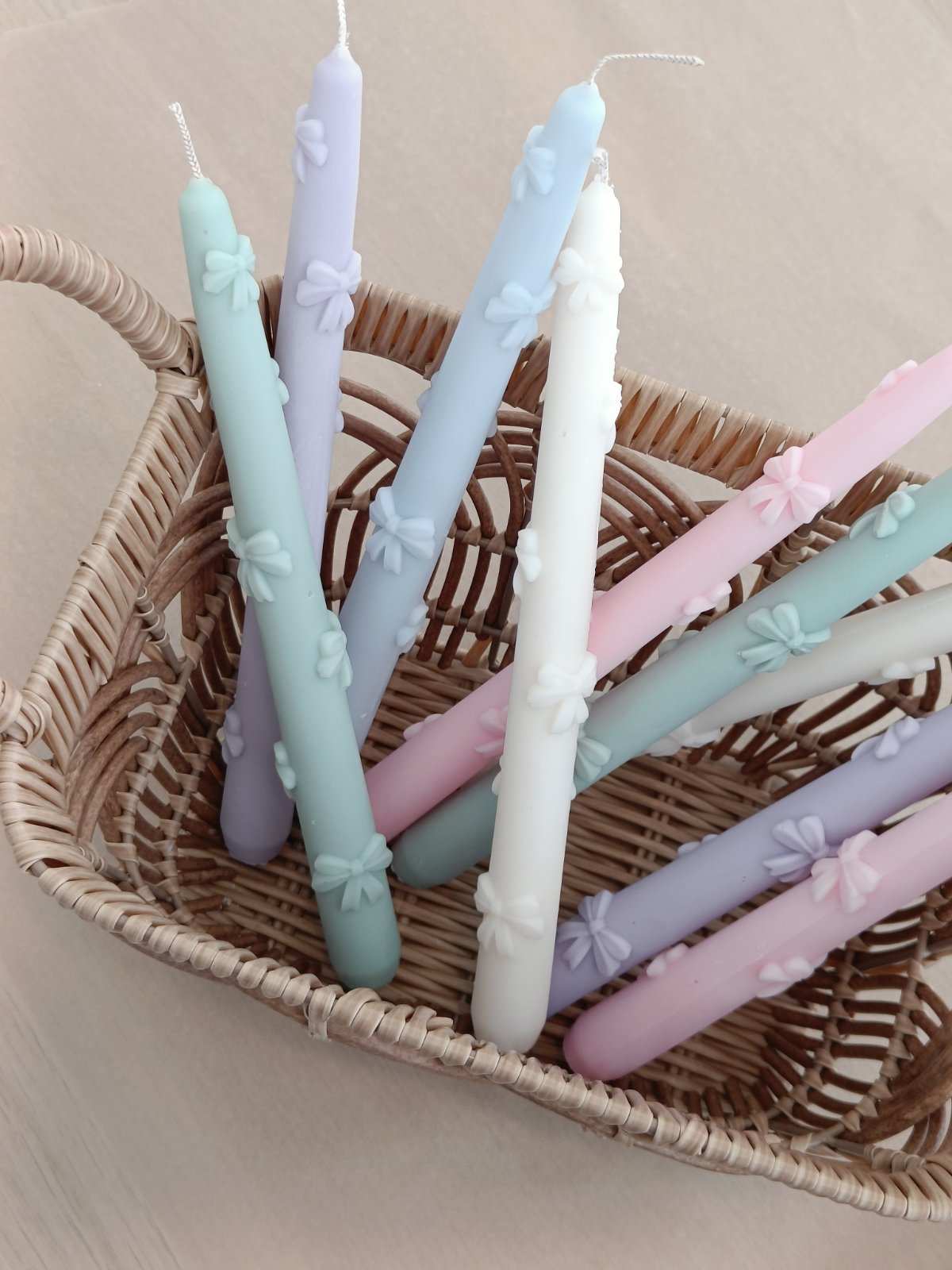 Bow Easter Candle