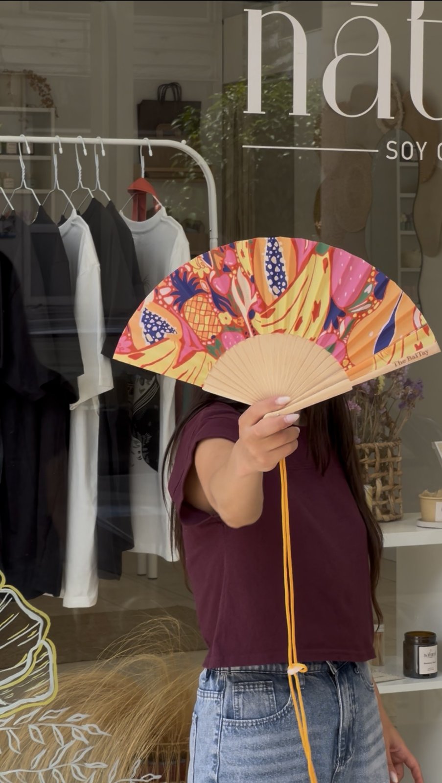 Hand fan